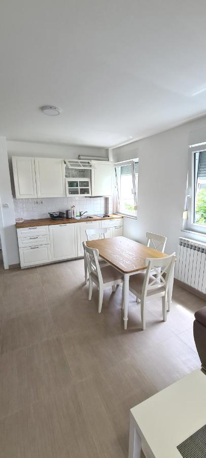 Vedran Appartement *